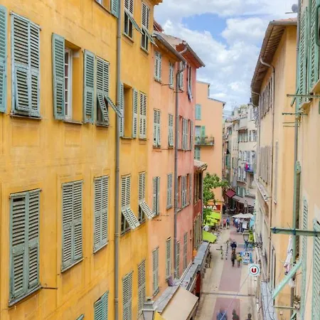 26 Vieux Appartement