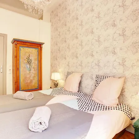 Le Philibert - Splendid, 6 Bedrooms, 12p, Renovated, Port, A/c Appartement Nice
