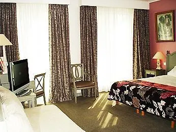 Hotel Mercure Marché Aux Fleurs 4*