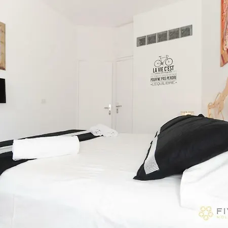 Mini Bijou - Five Stars House Nice