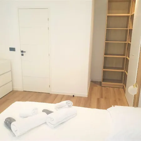 Appartement Duplex Centre 505 *