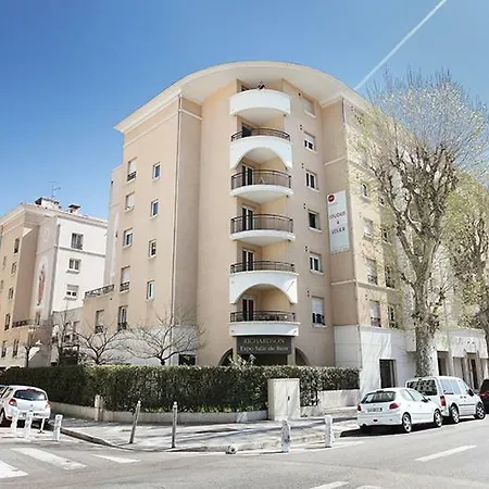 Neoresid - Résidence Vauban Appart hôtel Nice
