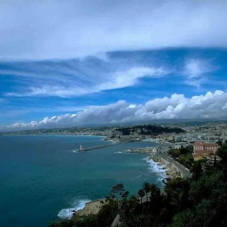 Mercure Centre Grimaldi Hotel 4*