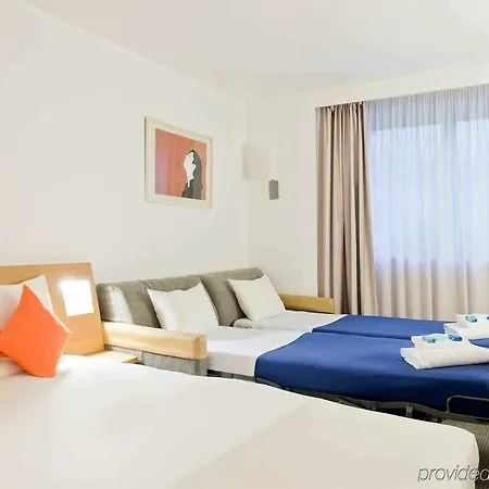 Novotel Centre Vieux Hotel 4*