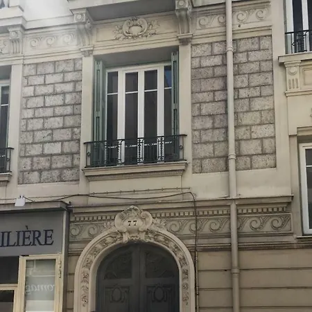Appartement Le Petit Bourgeois De *
