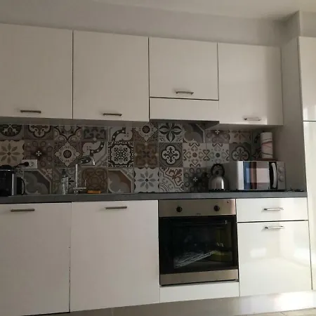 Cosy Poullan, 2-bedroom Apartment, 200 M From The Appartement *