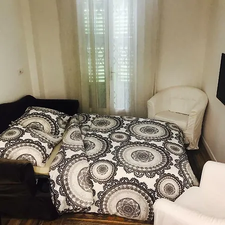 Appartement Garden Carras *