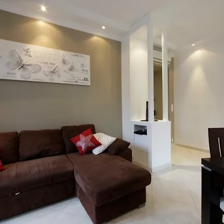 Appartement With Parking In Near The Harbor Nice