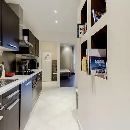 With Parking In Near The Harbor Appartement