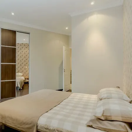 Appartement With Parking In Near The Harbor