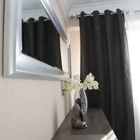 Appartement Stylish 2 Flat 50 Meters To The *