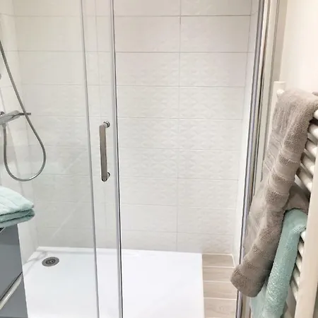 Appartement Homelivia, Frida, Mezzanine, Déco Raffinée Et Balcon Nice