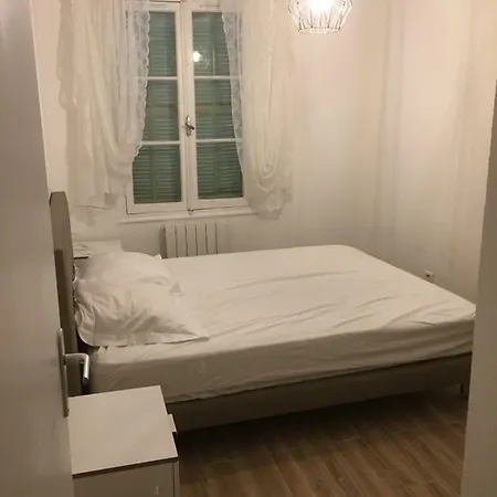 Cosy Poullan, 2-bedroom Apartment, 200 M From The Nice
