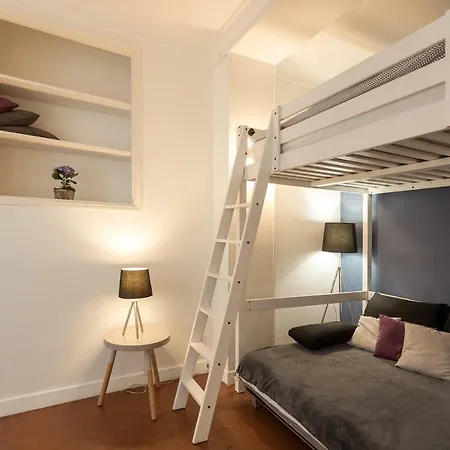 Alma'S Hyper Center Studio Apartment Nice