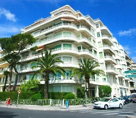 115 By The Sea Apartment