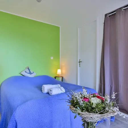 My Casa Terron - Sea View - Parking - Pool - Tennis Apartment *
