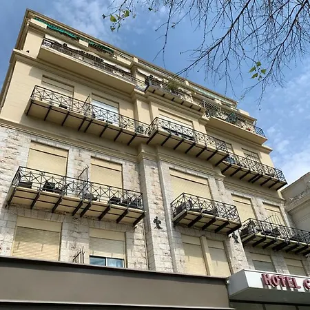 Boulevard Victor Hugo * Nice