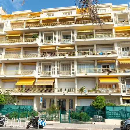 Appartement Beachfront Promenade Des *