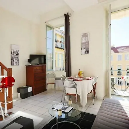 Aida - Rue Bosio