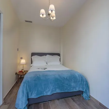 Apartment 100m From The Sea *