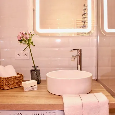 Guest house Azur - Madeleine