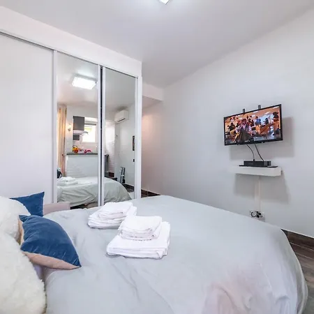 Beau A 50m De La Appartement