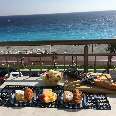 Apartment Le Mirage, Sea Front View, 3 Bedrooms, 100m Nice