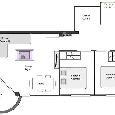 Apartment Centre - With Balcony And Stunning Sea View!