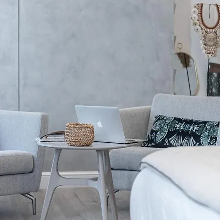 Hotel Le Dortoir Boutique Suites 4*