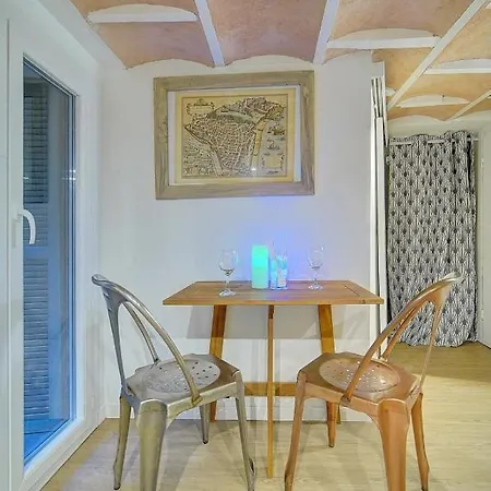 #31 Comfy Place In The Old Town Balcony & Ac 2min To Apartment *