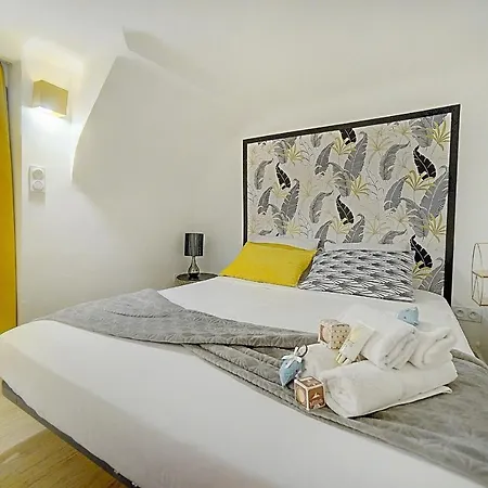 Apartment #31 Comfy Place In The Old Town Balcony & Ac 2min To