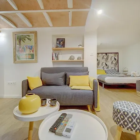 #31 Comfy Place In The Old Town Balcony & Ac 2min To Apartment