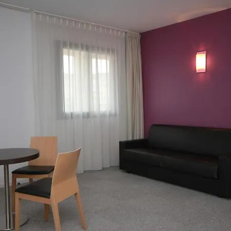 Esatitude Hotel 3*