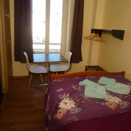 Lyonnais Hotel Nice