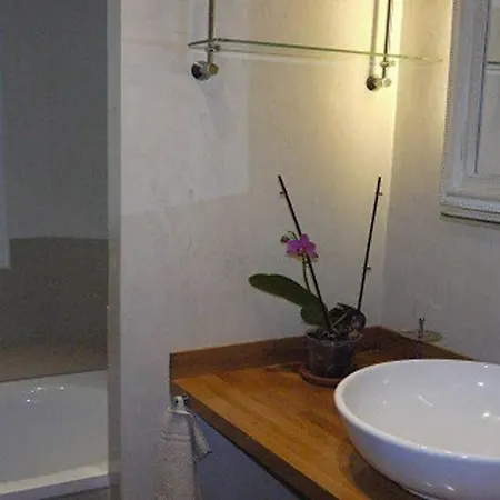 Appartement Barla 3 - A Spacious One Bedroom Near Place Garibaldi Nice