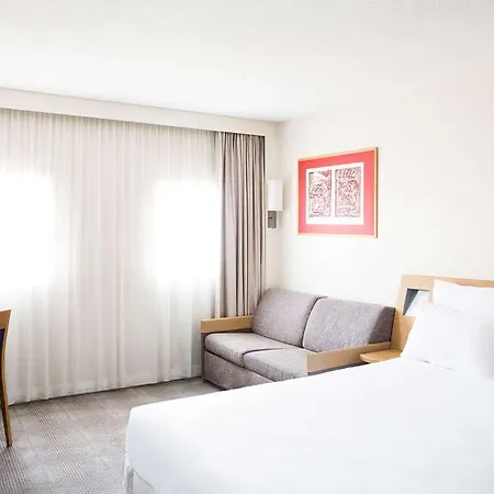 Novotel Centre Vieux Hotel 4*