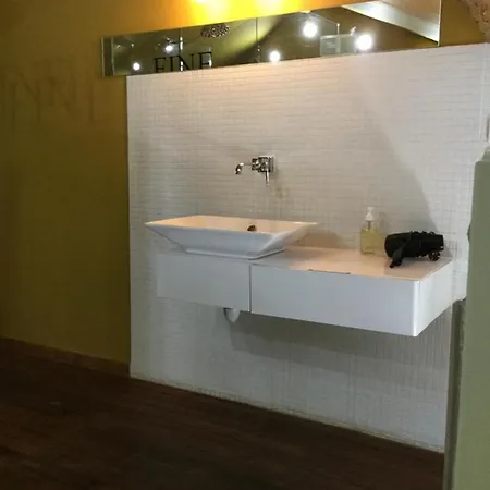 With A Vue Bed & Breakfast 3*
