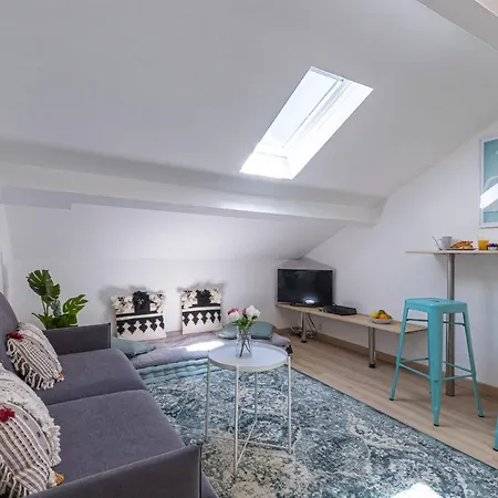 Apartment 7 Deloye - 2 Pieces Renove - Dernier Etage - Clim *