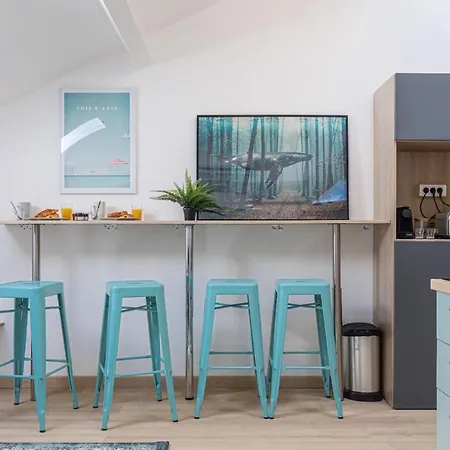Apartment 7 Deloye - 2 Pieces Renove - Dernier Etage - Clim