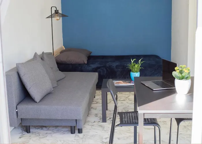 Studio With Terrace And Sea View, 10 Min To The Beach
