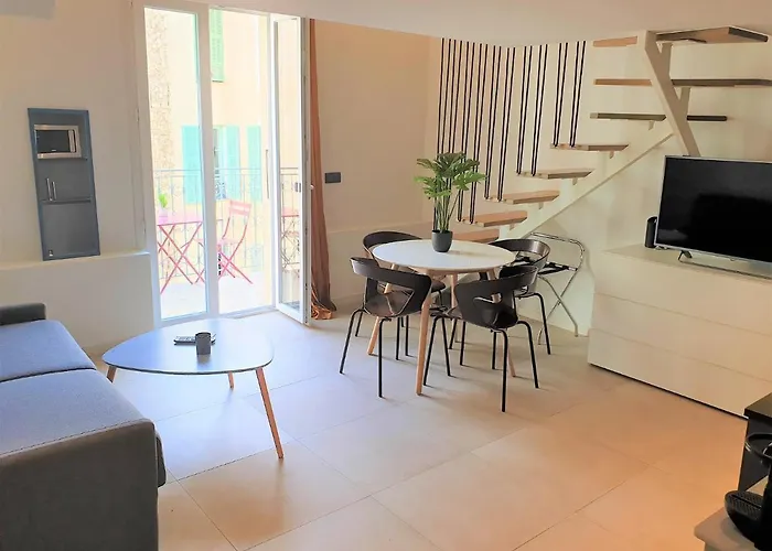 Duplex Balcon Centre Mer 407