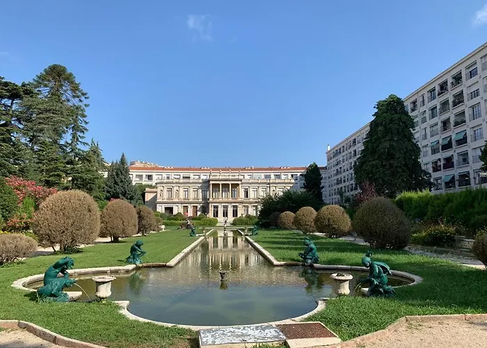 Superbe Appartement 3 Pieces Vue Mer Dans Une Residence Arboree 5 Min De La Mer