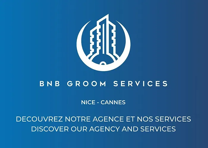 1 Bdr Downtown Near Place Massena