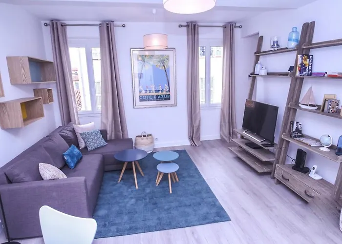 A Very Nice Furnished Apartment Near The Beaches