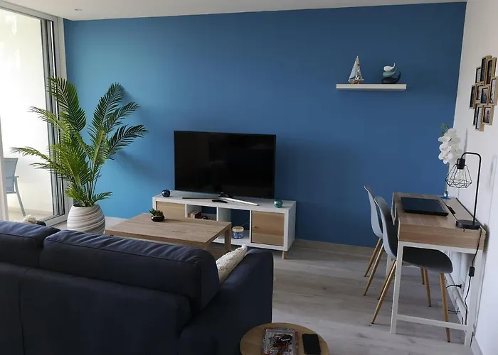 Aux 4 Bleutees