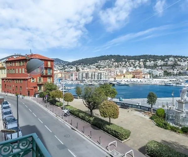 Quartier Du Port, Jolie 2 Pieces Avec Vue Mer