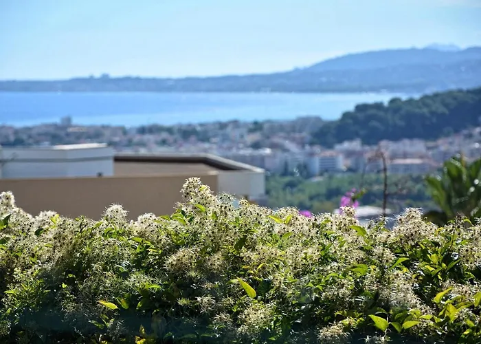 Le Syrius Corniche