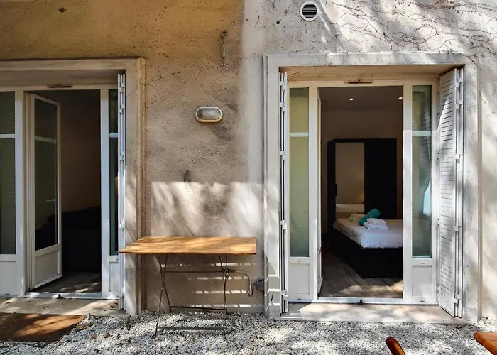Appartement Maison Jeanne By Booking Guys