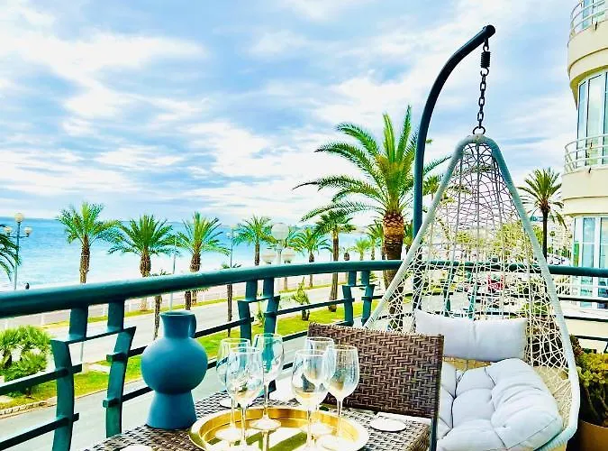Endless Stunning Mediterranean Sea Views Promenade Des Anglais