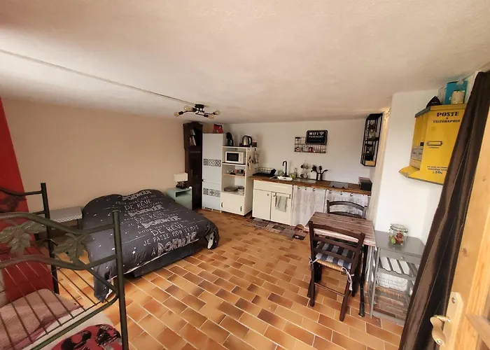 Superbe Studio Proches Toutes Commodites Place Du Marche De St Roch
